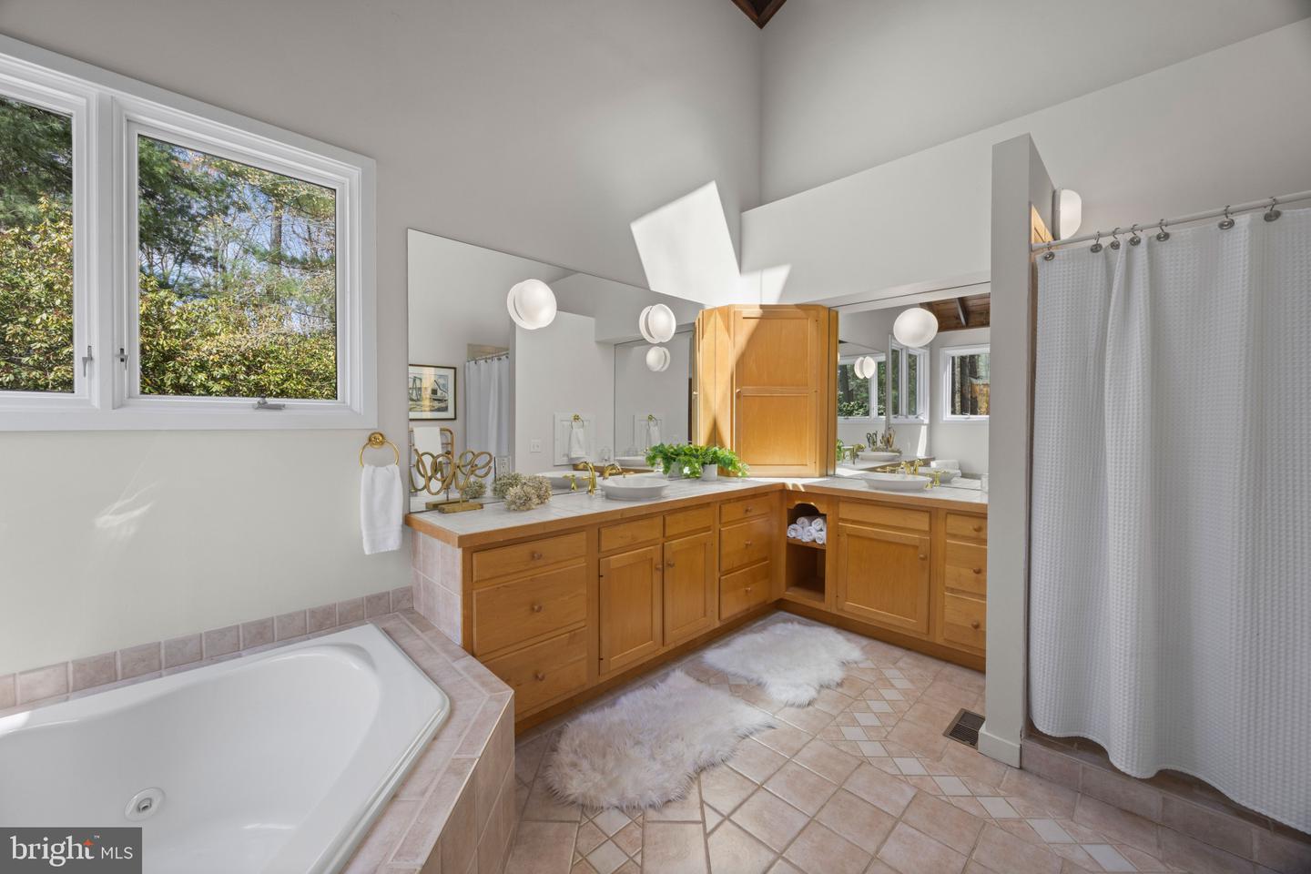6581 Elizabeths Ln Property Photo 27