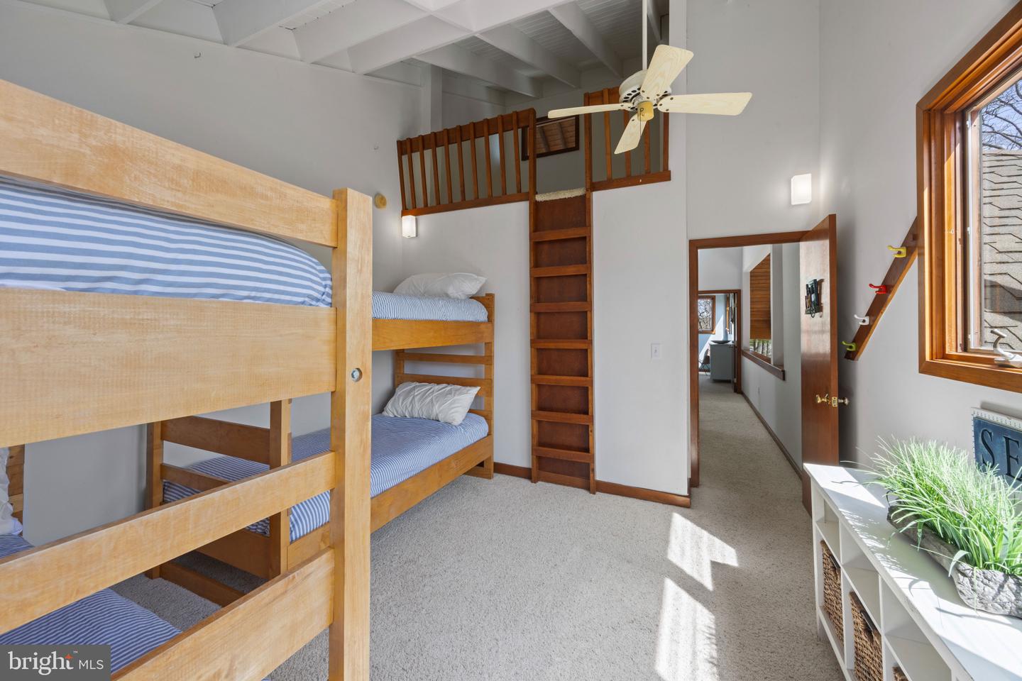 6581 Elizabeths Ln Property Photo 38