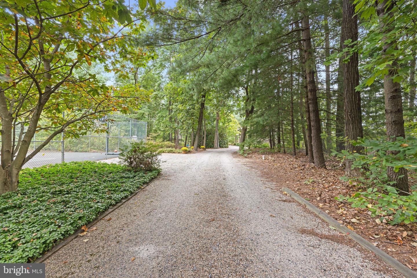 6581 Elizabeths Ln Property Photo 63