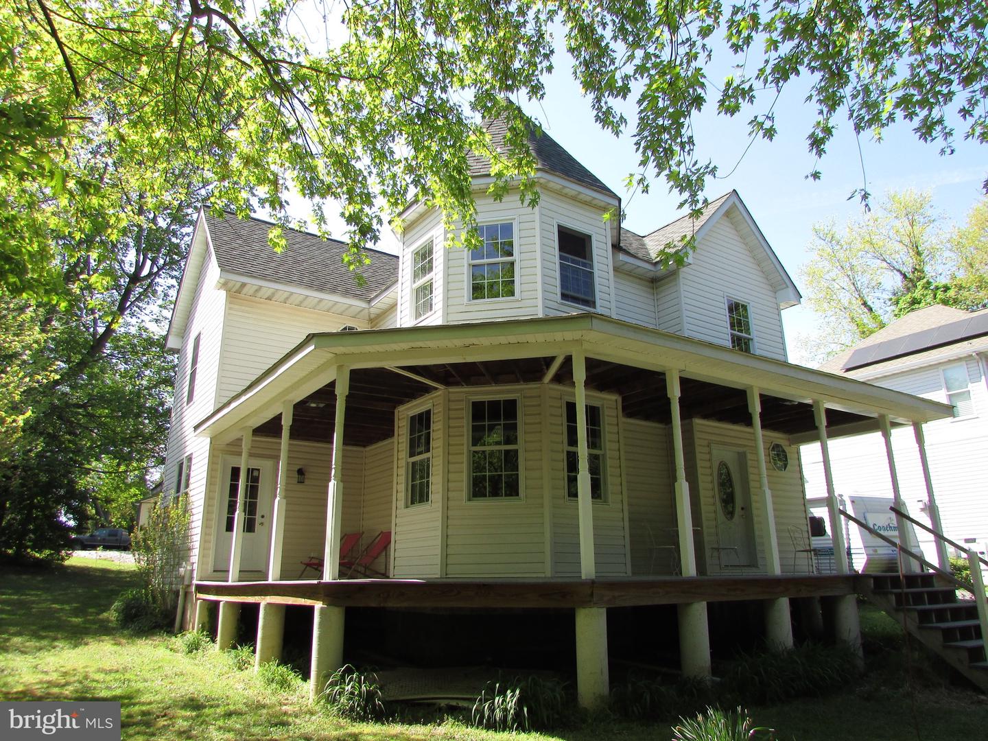 14 Third Ave Property Photo 2