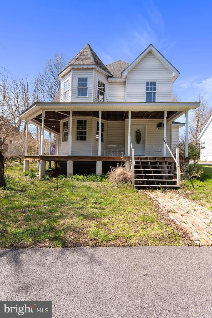 14 Third Ave Property Photo 11