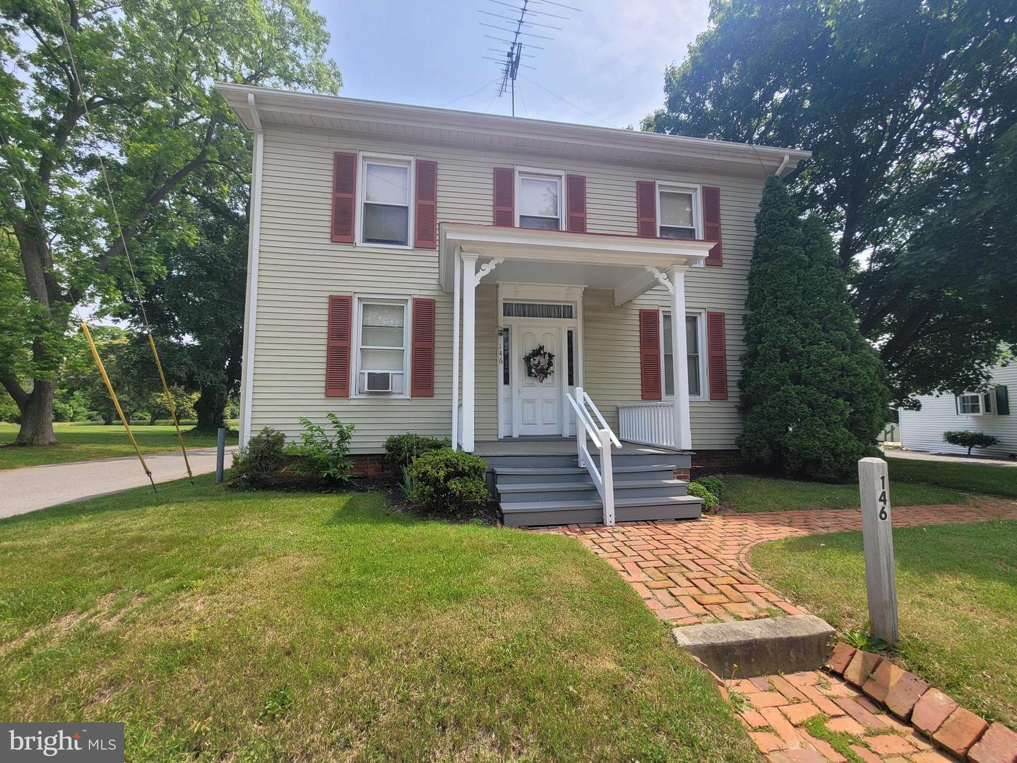 146 N MAIN ST