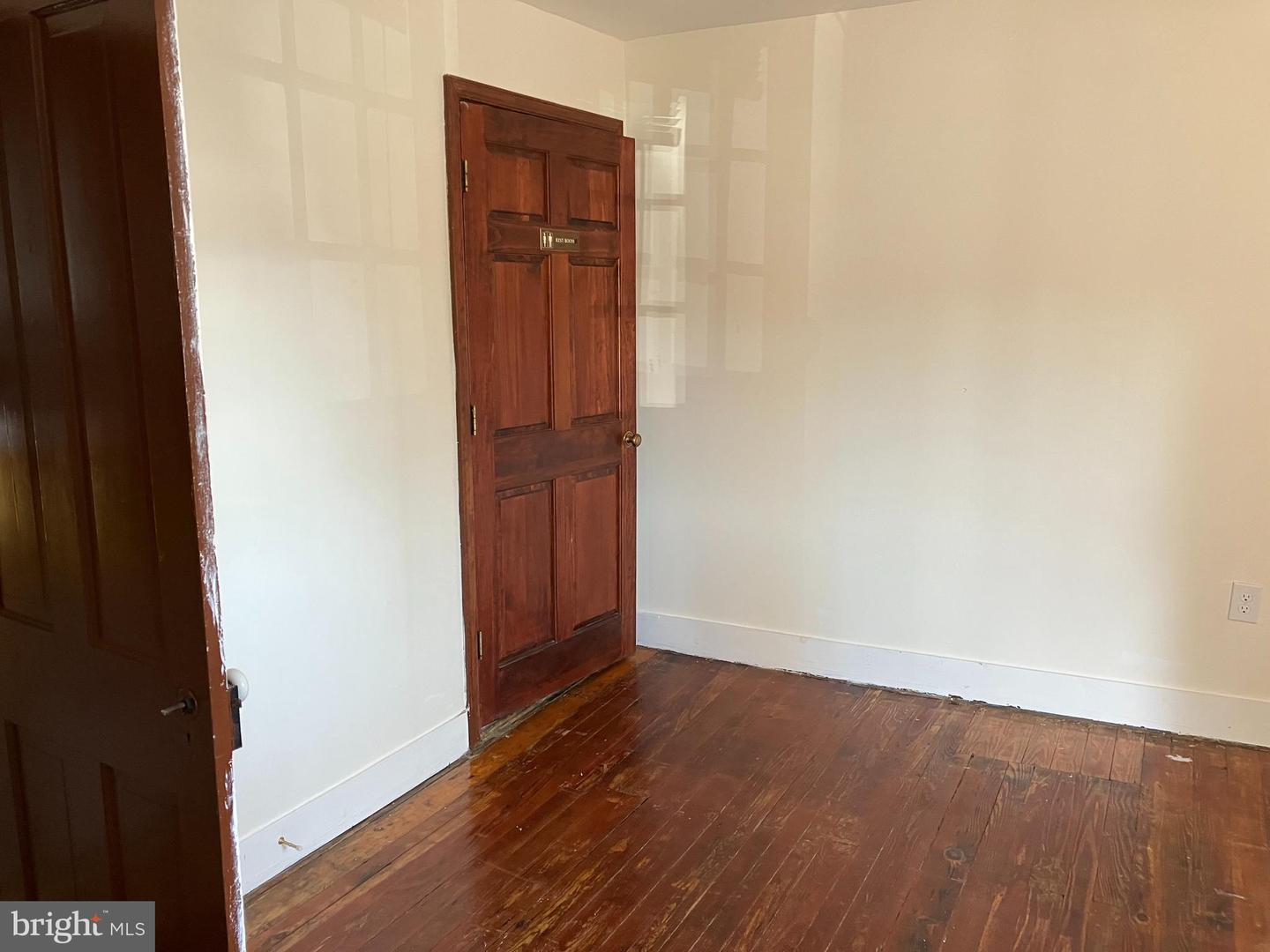5745 S Main St #a - 1st Floor Office Property Photo 4