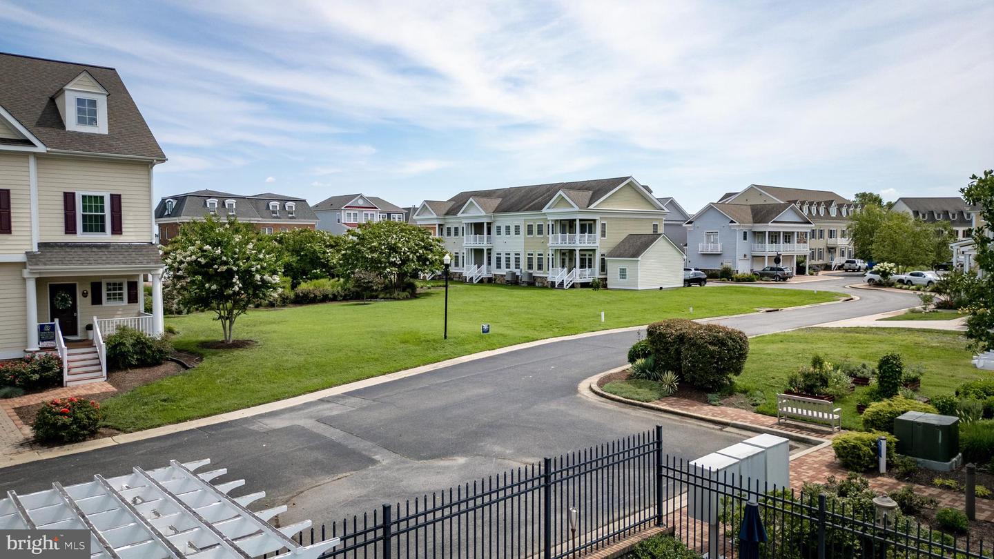 #36 Landing Ln Property Photo 6