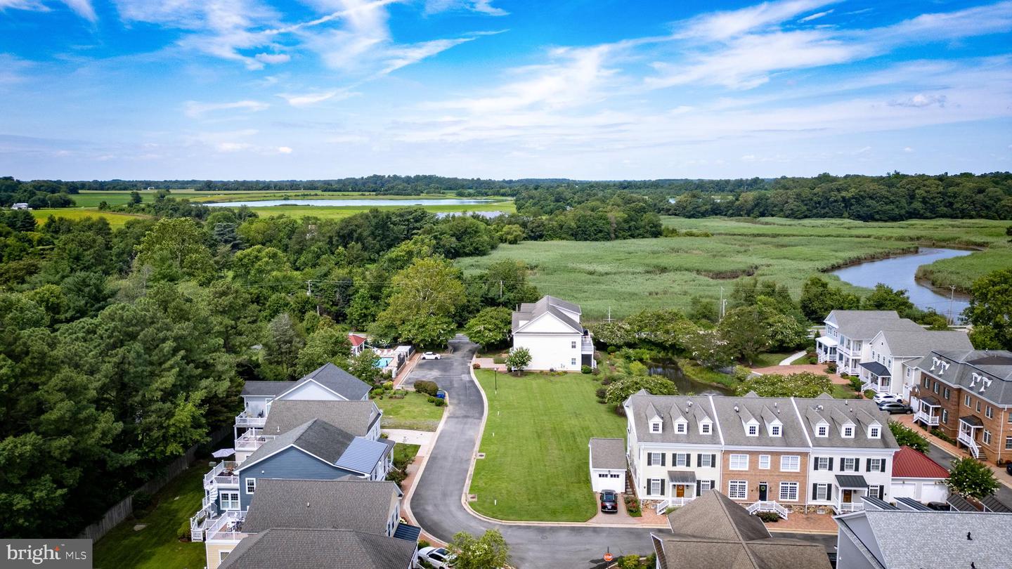 #37 Landing Ln Property Photo 6