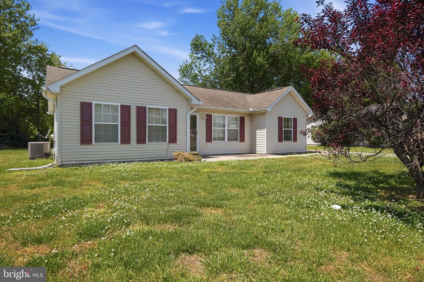 25044 Travis Trl Property Photo 1