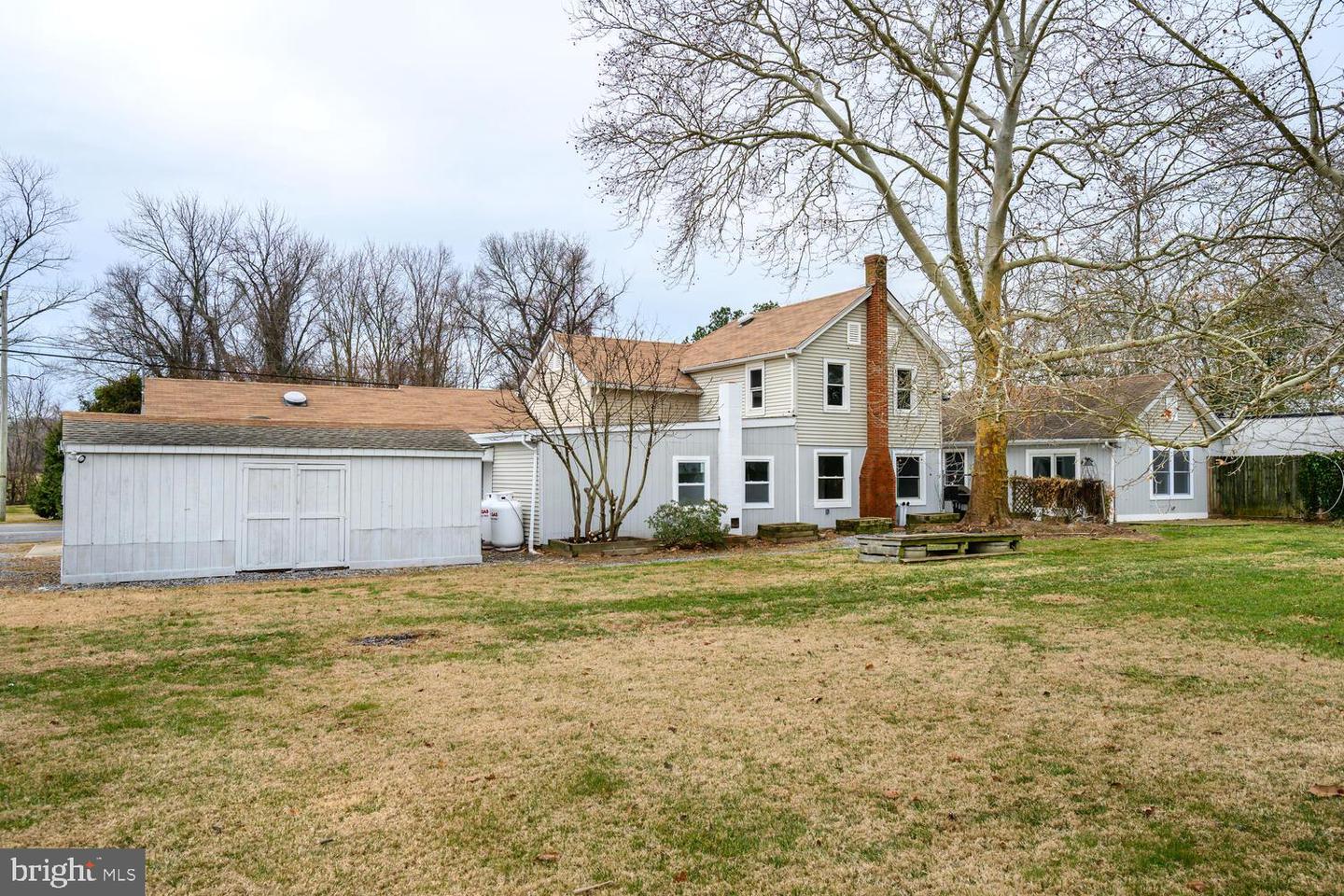 6746 Quaker Neck Rd Property Photo 8