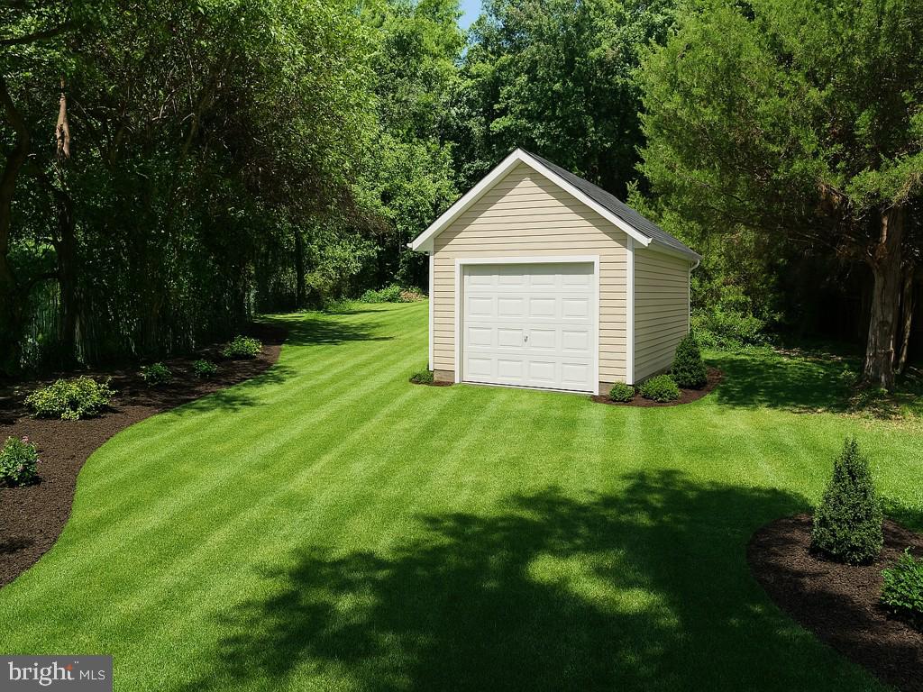 21232 Rock Hall Ave Property Photo 17