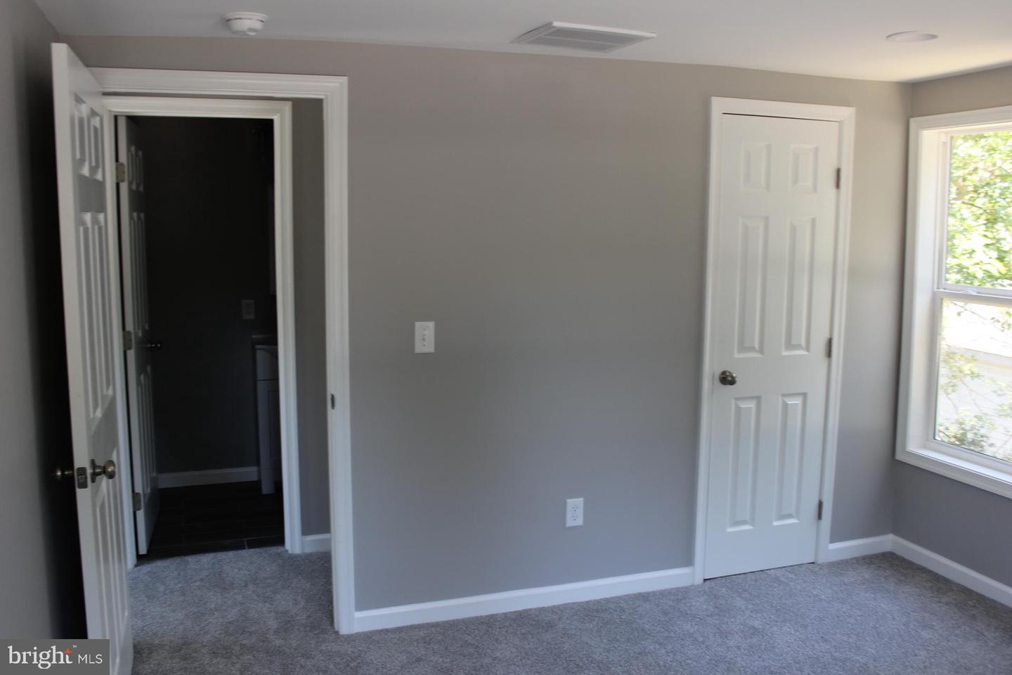 21232 Rock Hall Ave Property Photo 29
