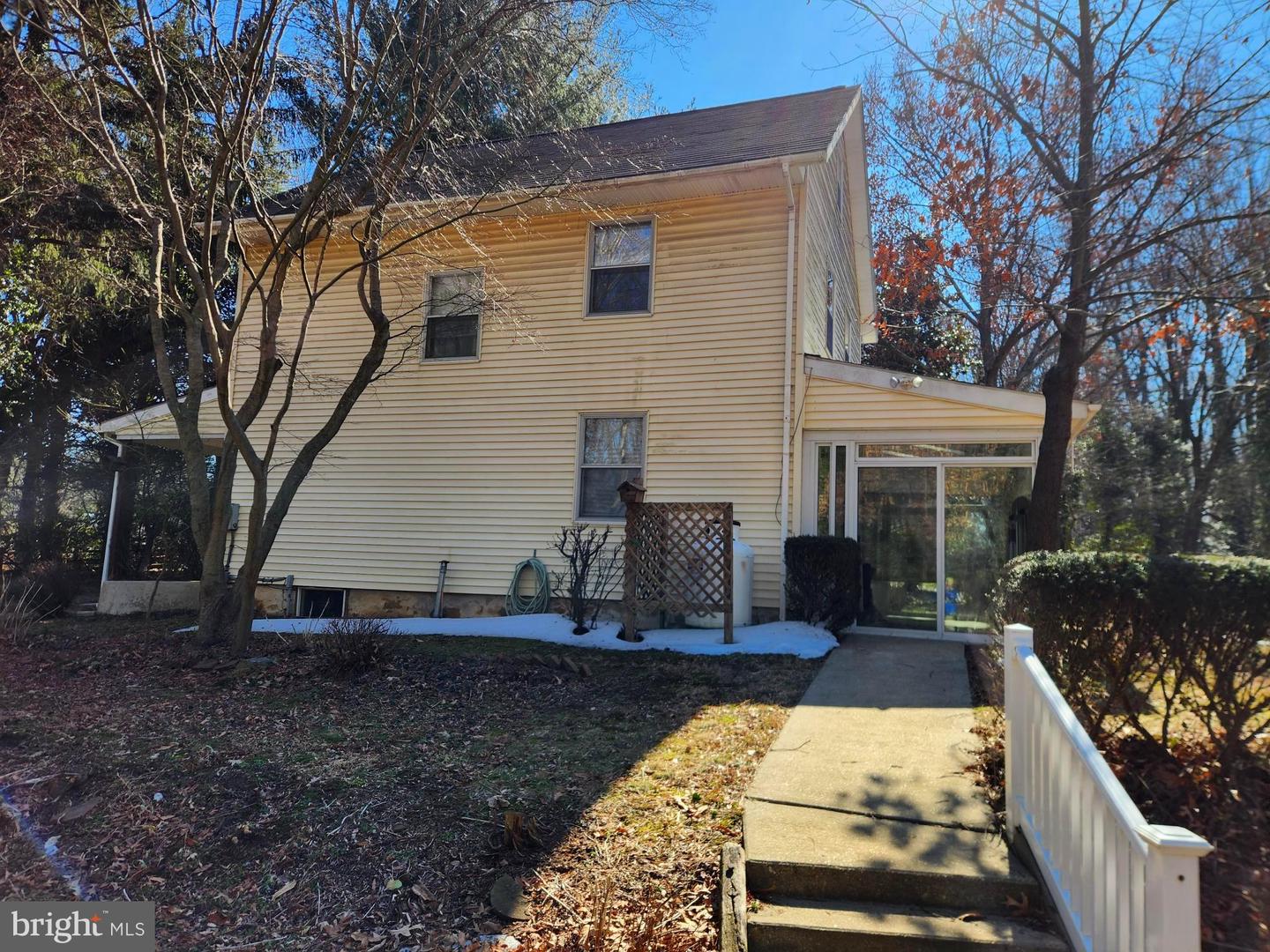 201 Ericsson Ave Property Photo 17