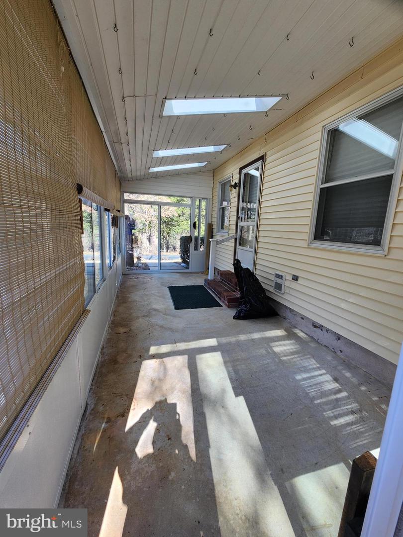 201 Ericsson Ave Property Photo 45