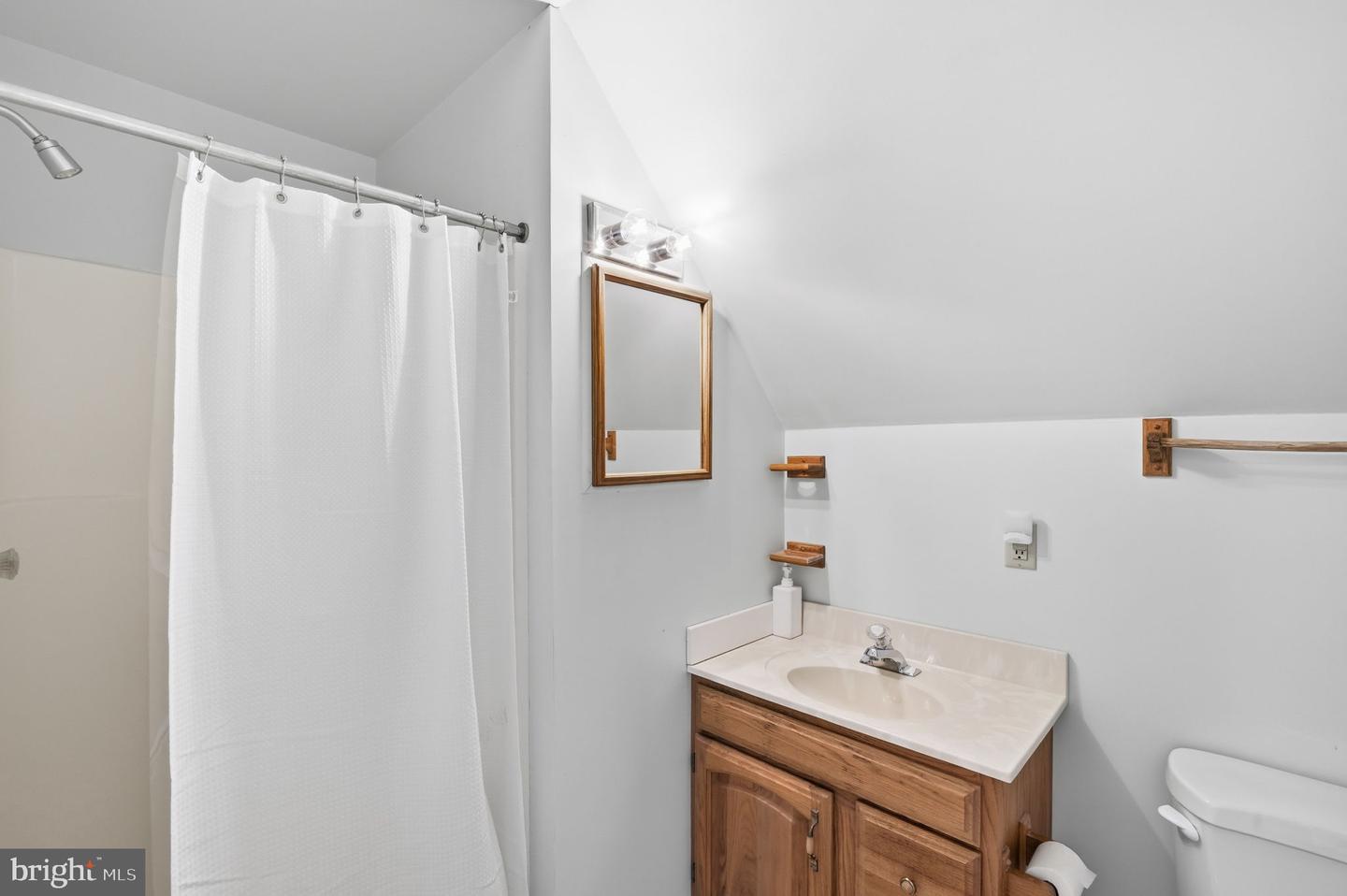 5979 Lawton Ave Property Photo 24