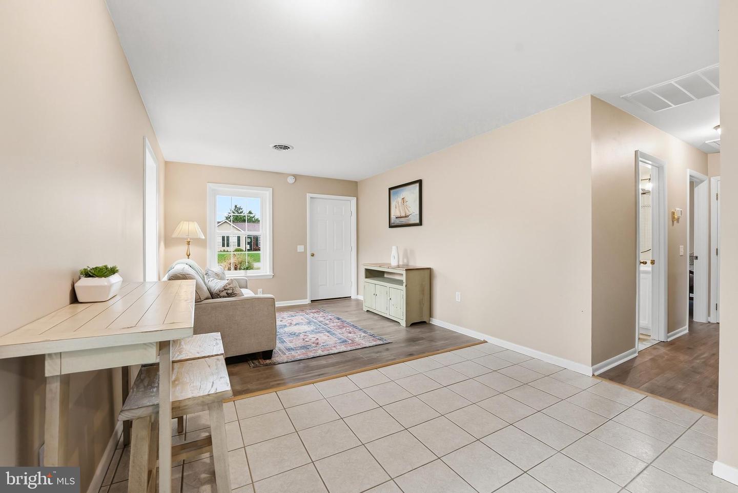 11106 Plum Dr Property Photo 6