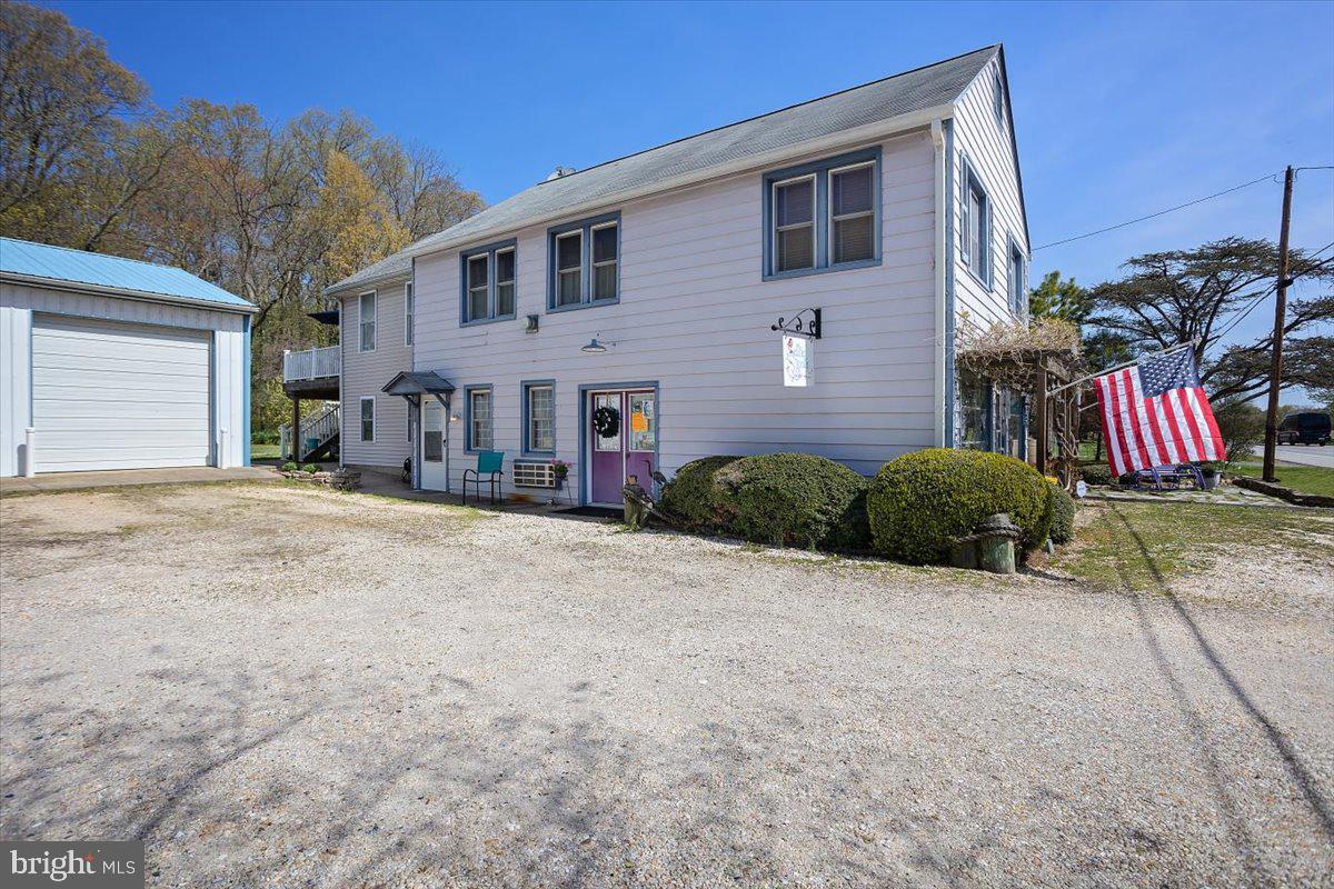6202 Rock Hall Rd Property Photo 2