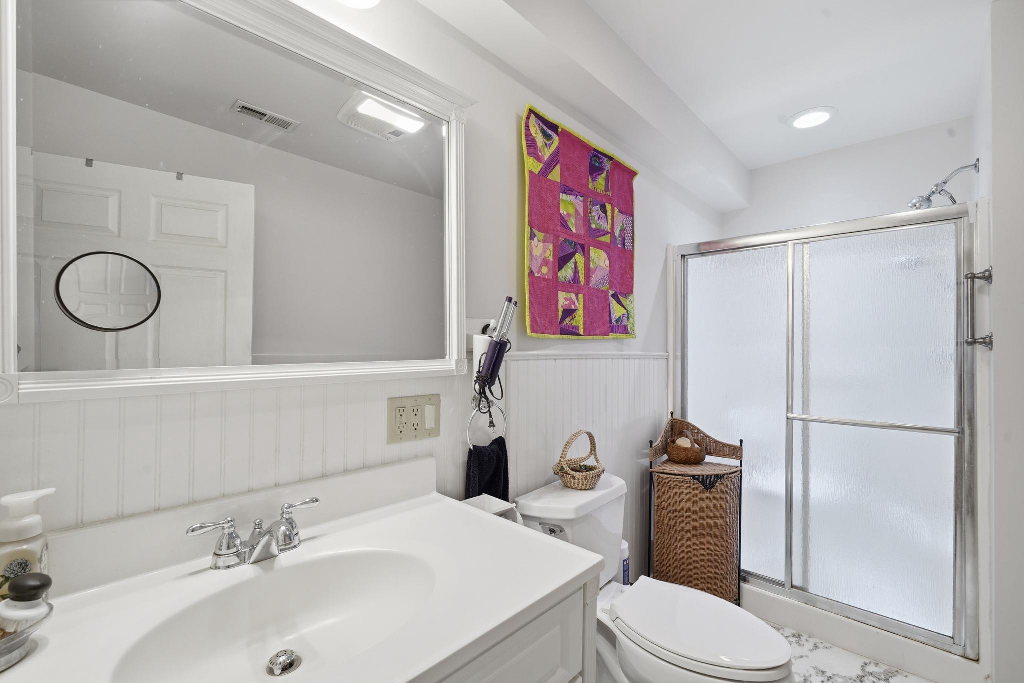 14136 Kentmore Park Rd Property Photo 24