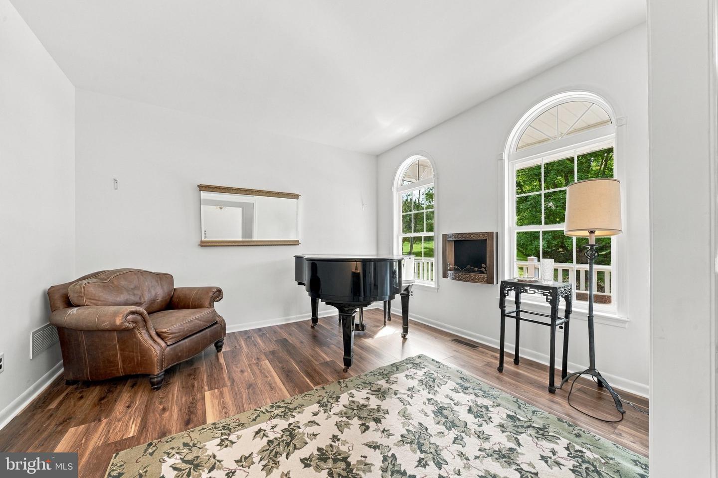 24274 Waterview Dr Property Photo 8