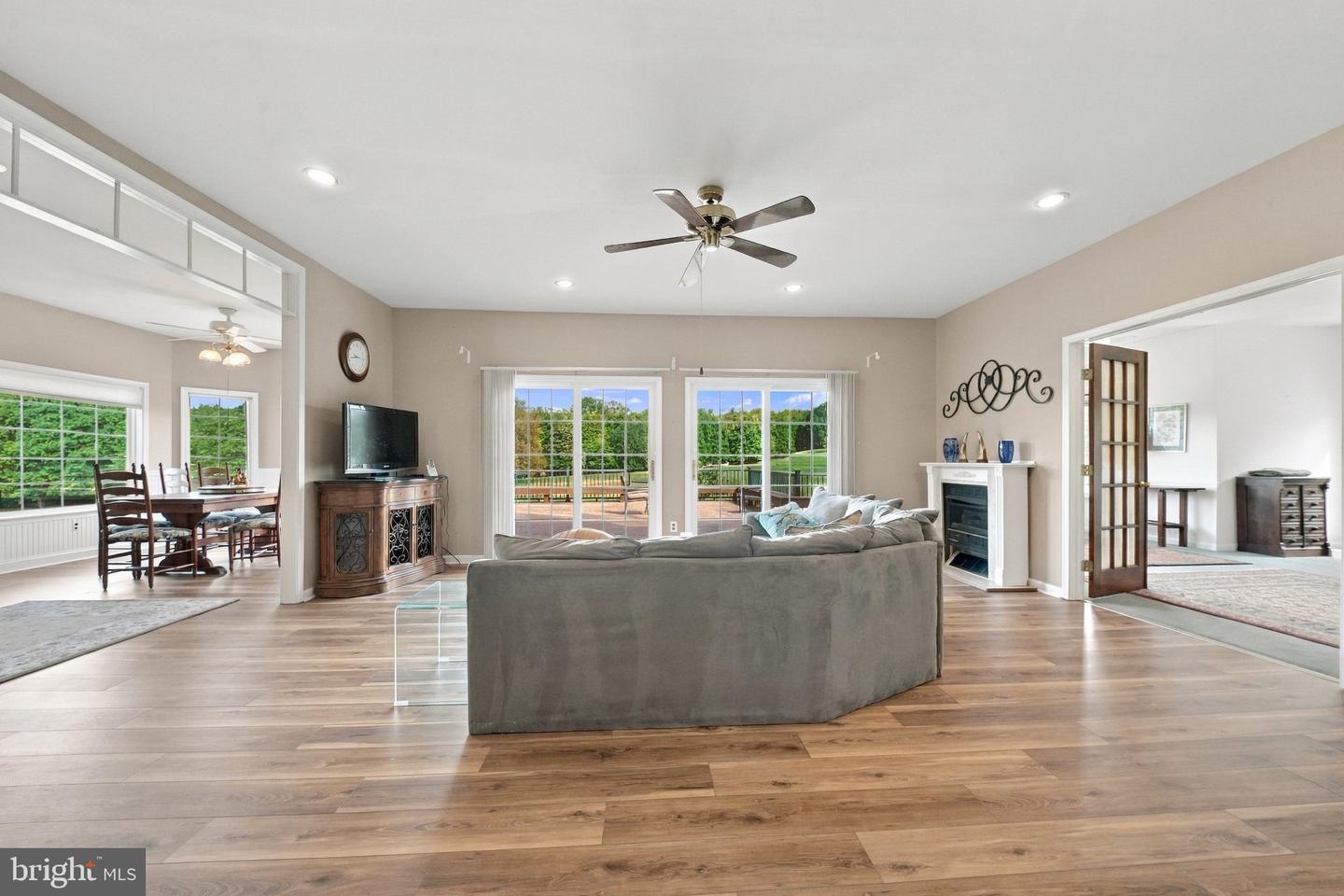 24274 Waterview Dr Property Photo 11