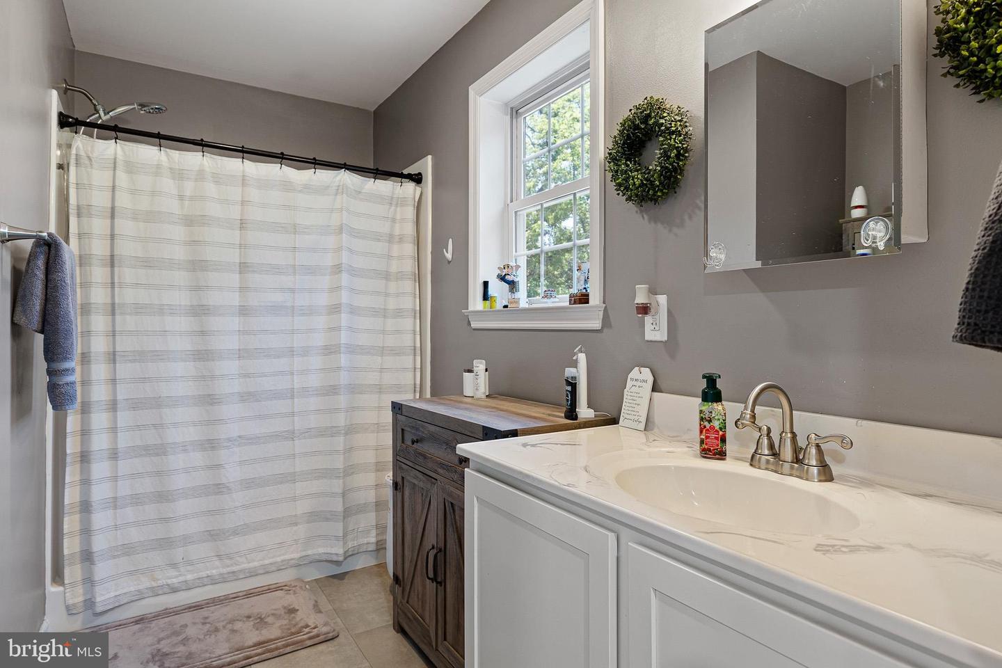 321 West St Property Photo 9