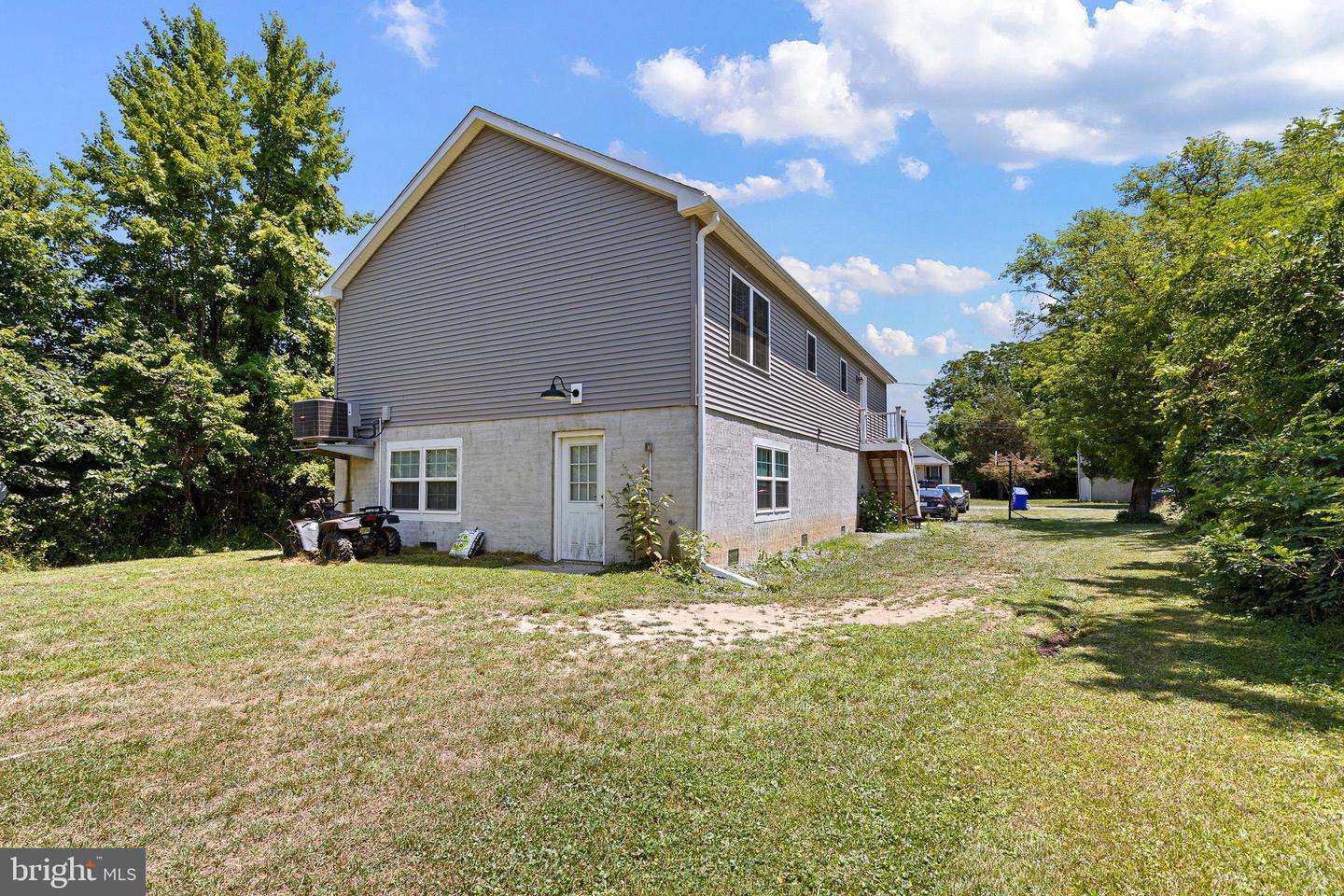 321 West St Property Photo 25