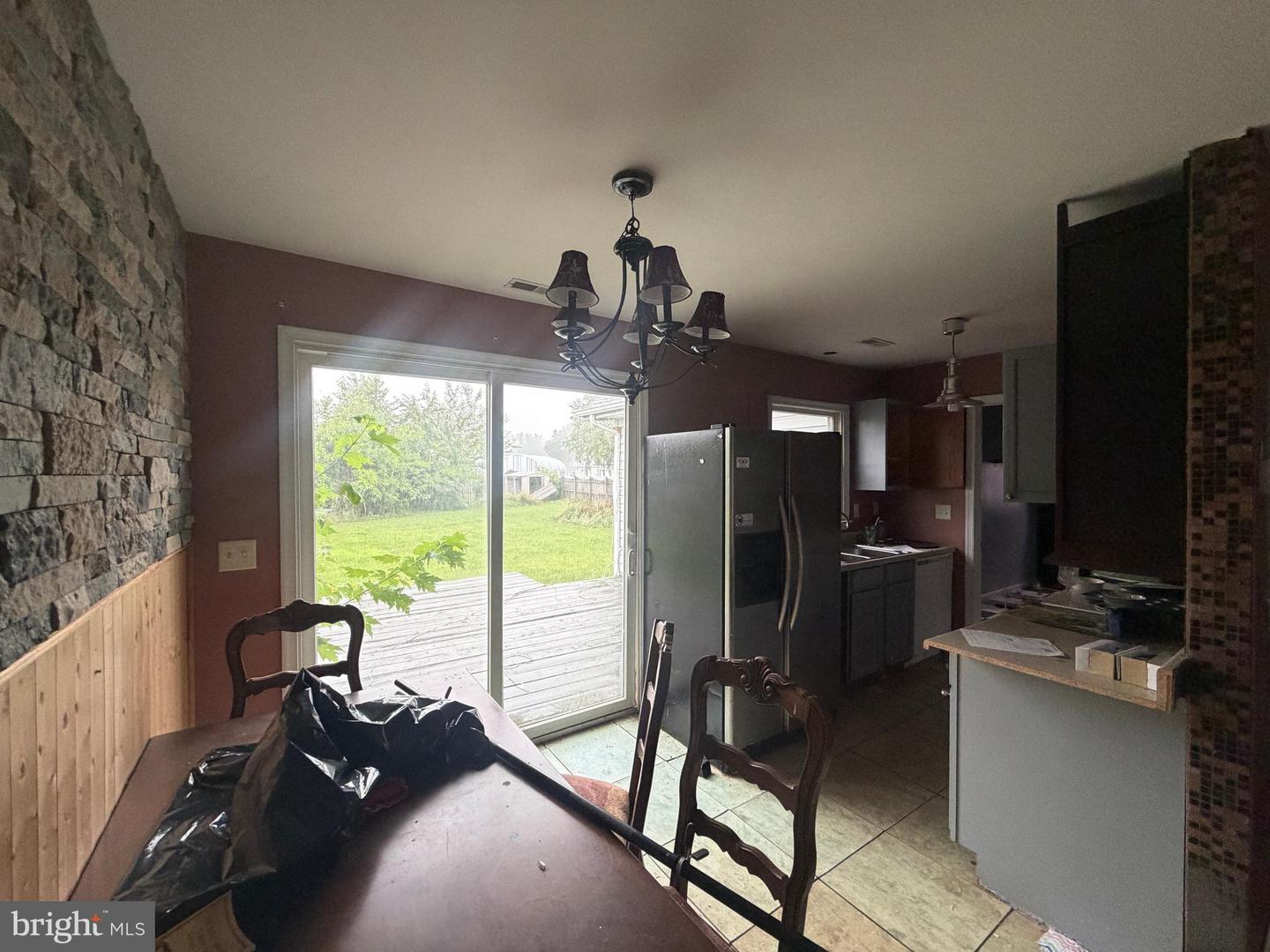 25028 Heather Ln Property Photo 7