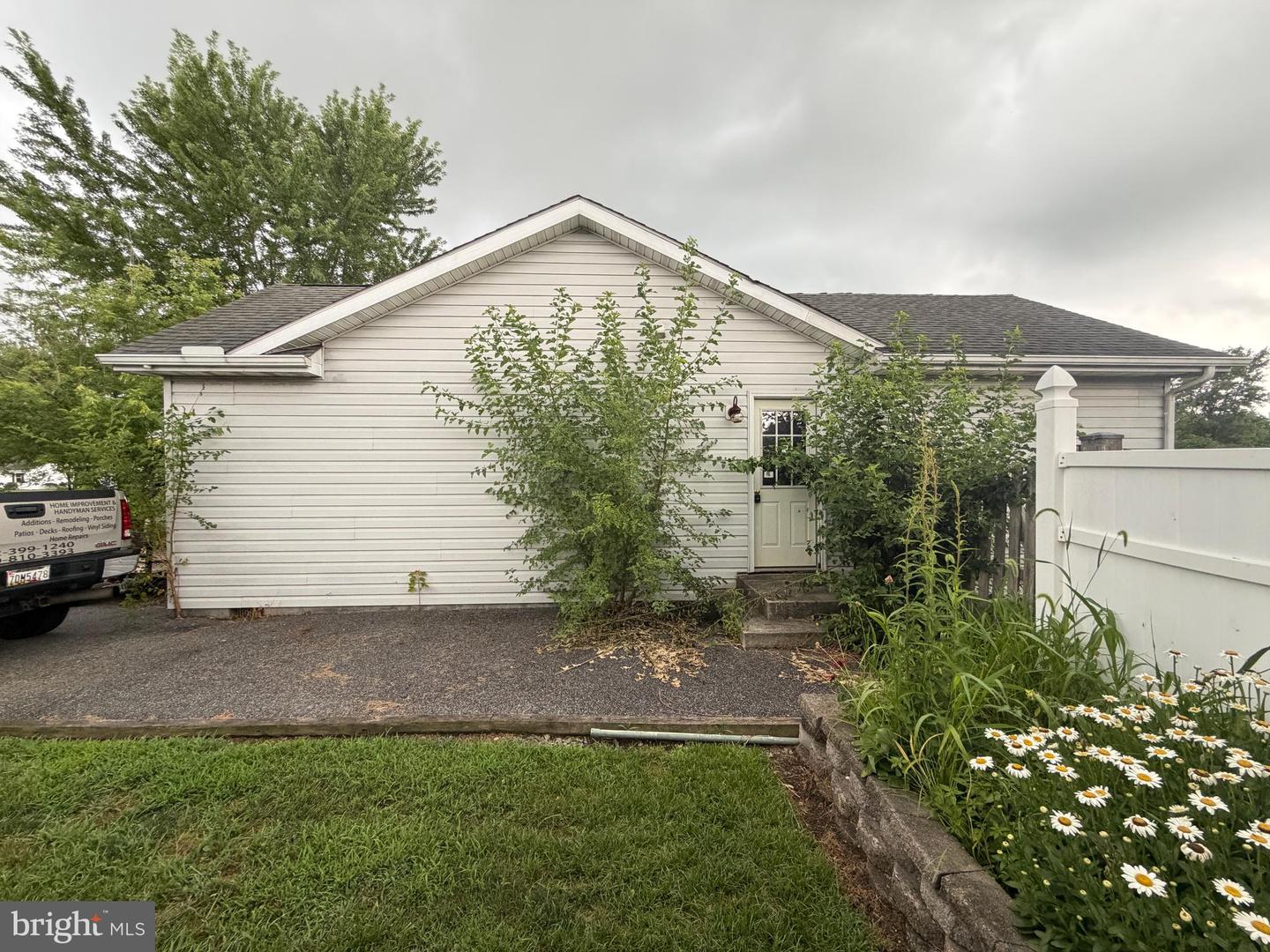 25028 Heather Ln Property Photo 37