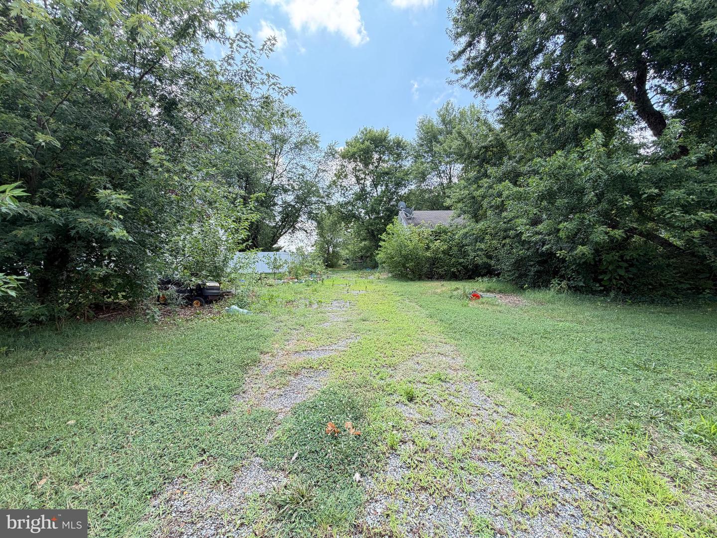 10540 Worton Rd Property Photo 2