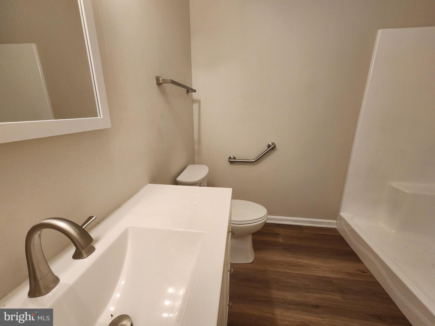 5925 Williams St Property Photo 21