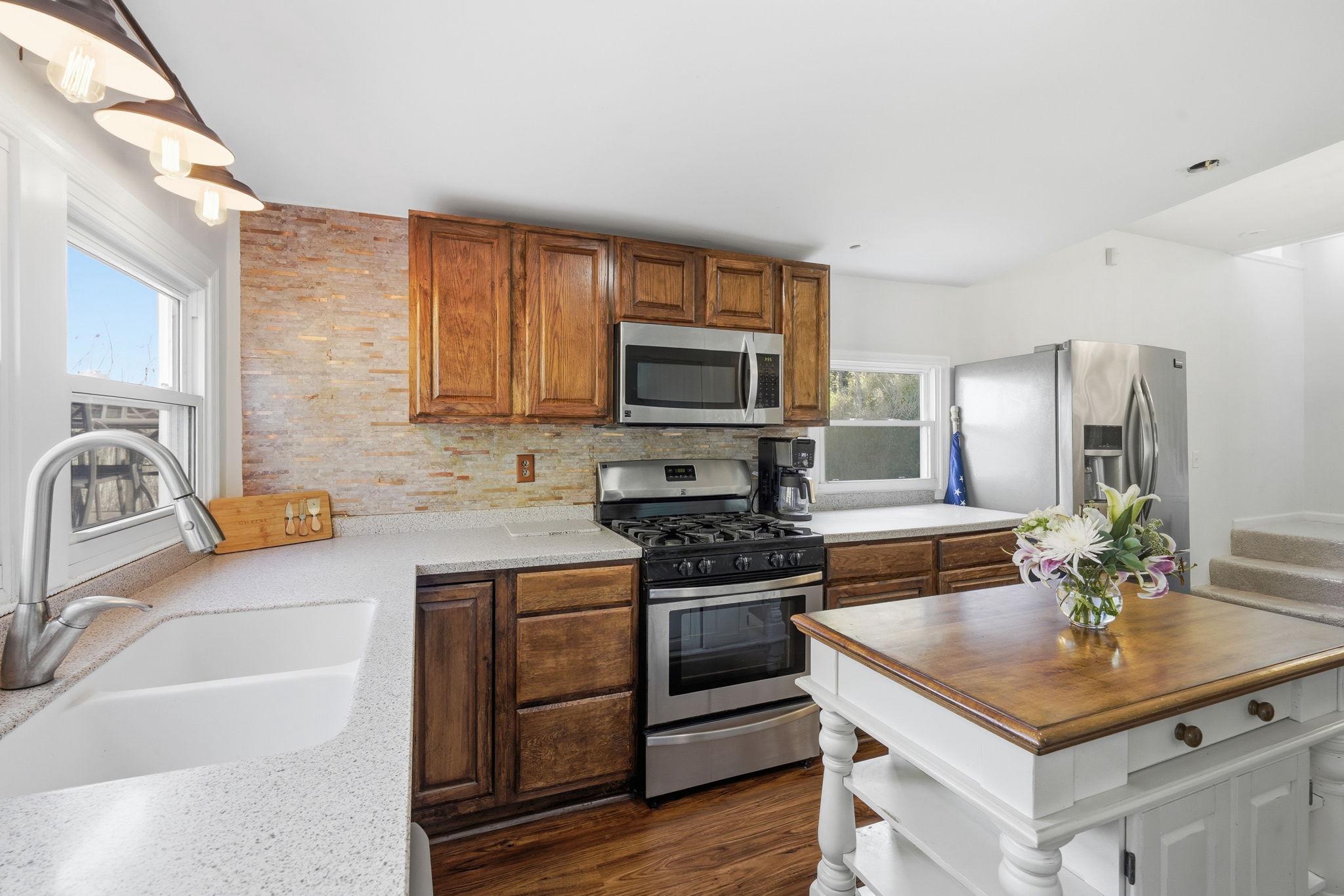 20714 Wilkins Ave Property Photo 11