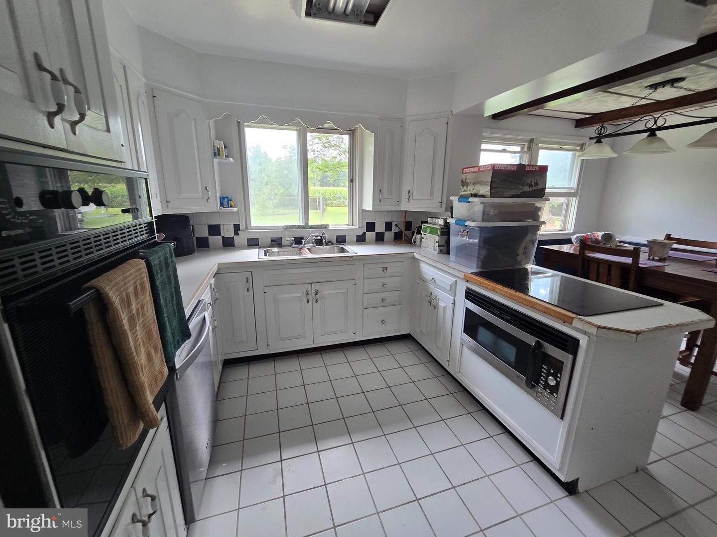 14021 E Beechwood Rd Property Photo 10