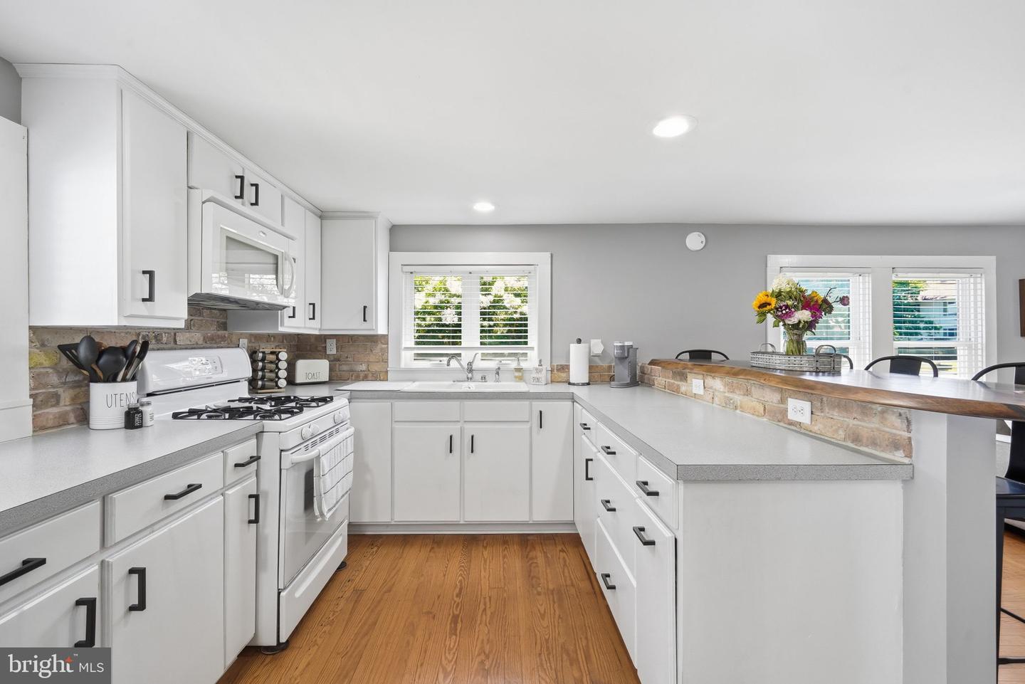 10725 Worton Rd Property Photo 13