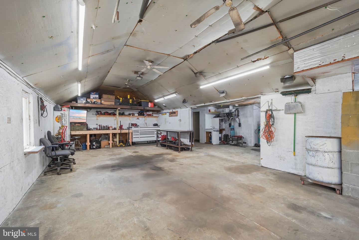 10725 Worton Rd Property Photo 36