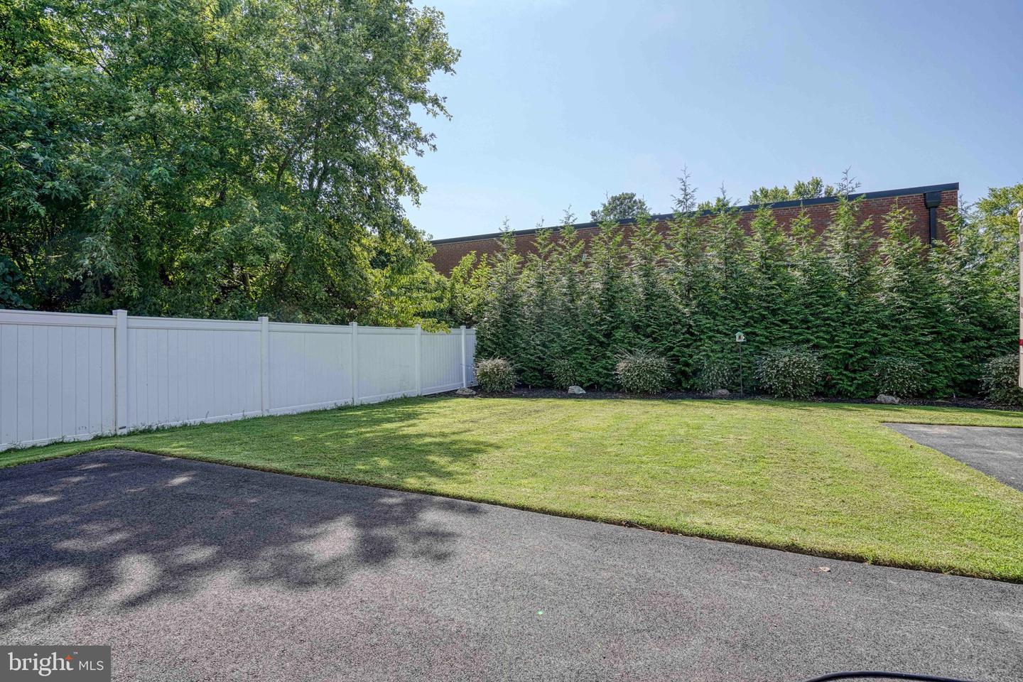 21191 W Sharp St Property Photo 75