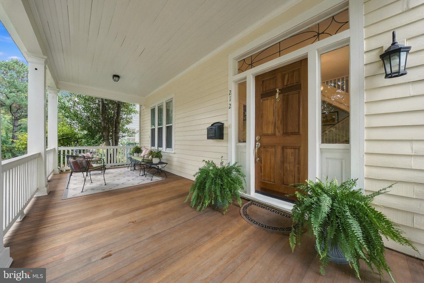 212 Washington Ave Property Photo 28