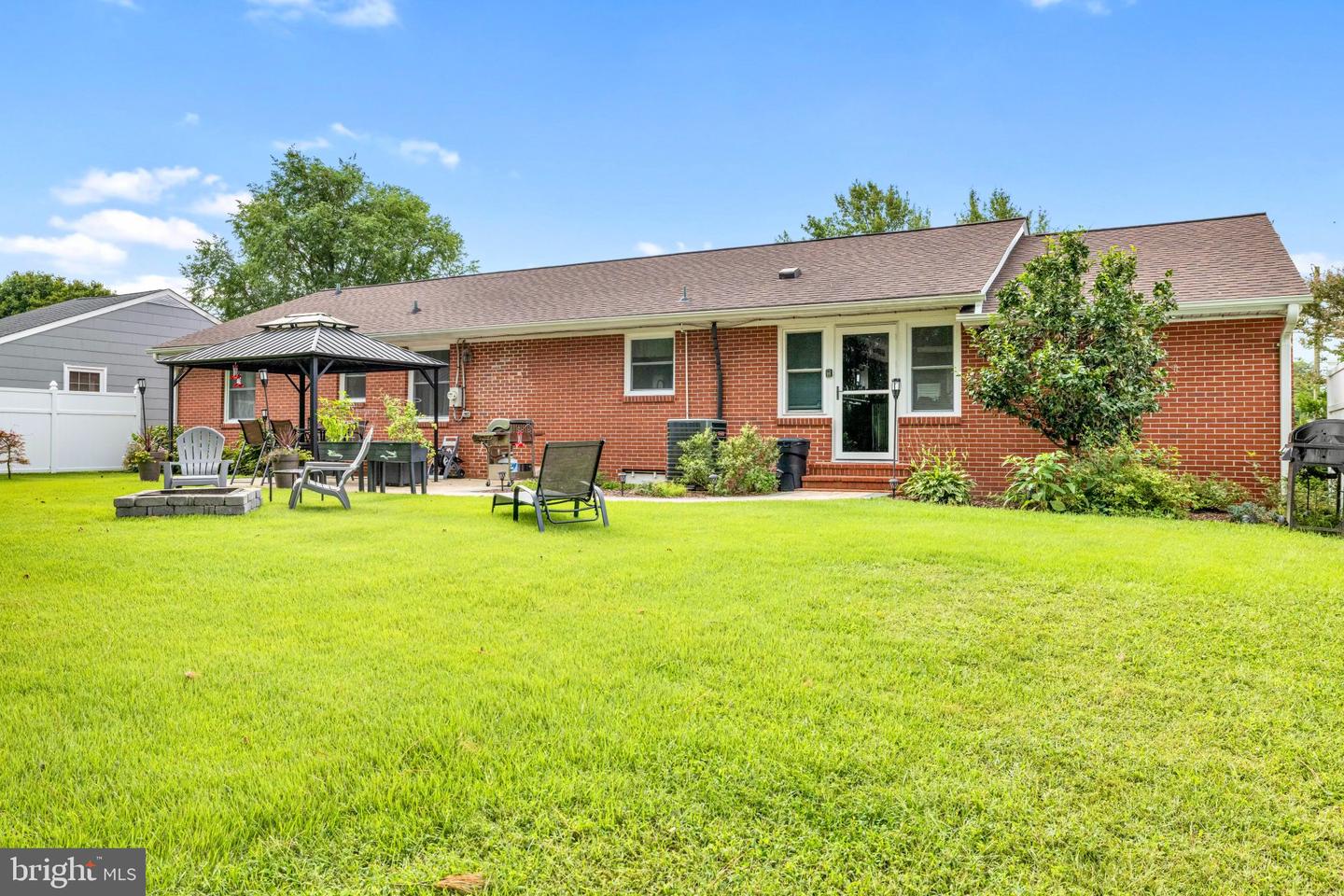 374 Hurtt Ave Property Photo 31