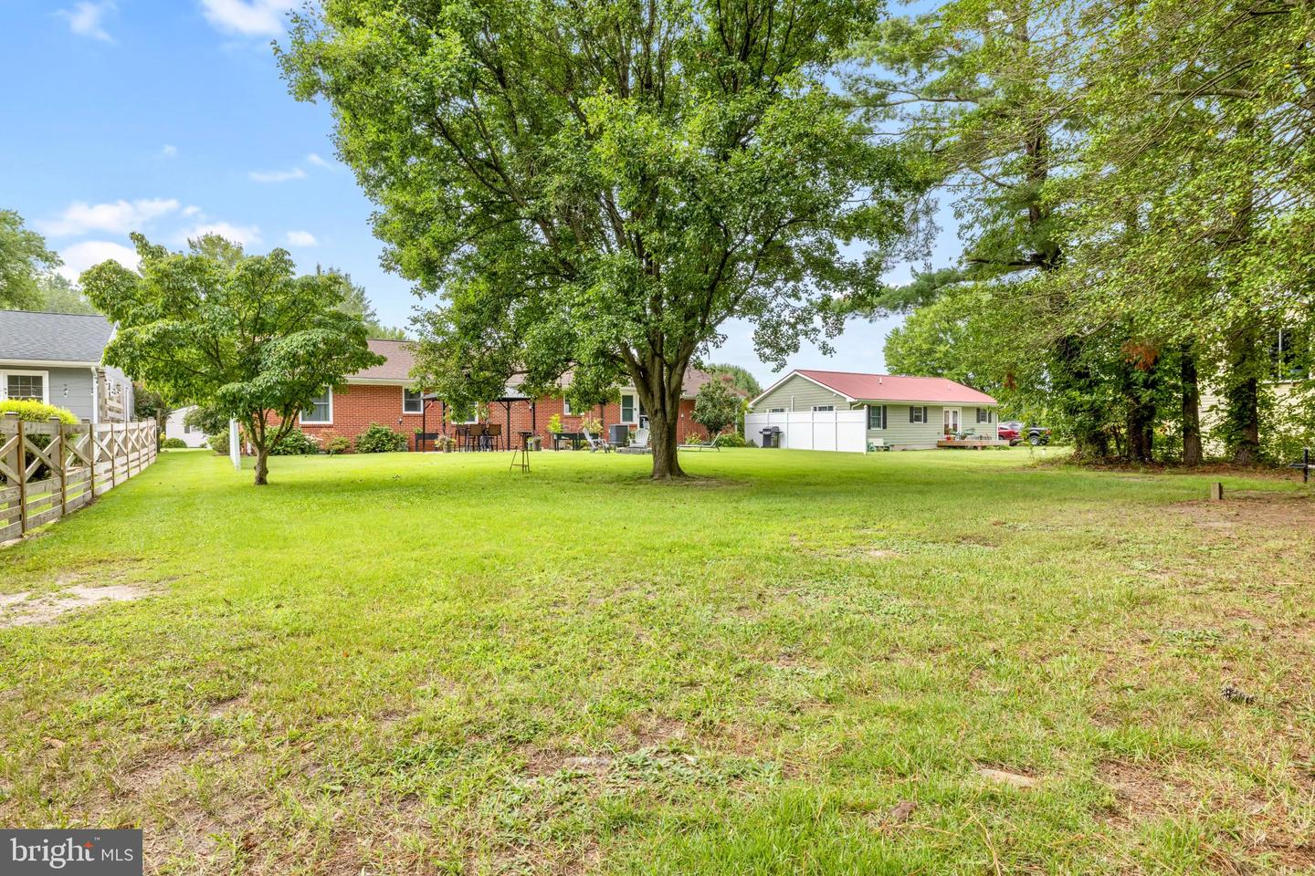 374 Hurtt Ave Property Photo 33
