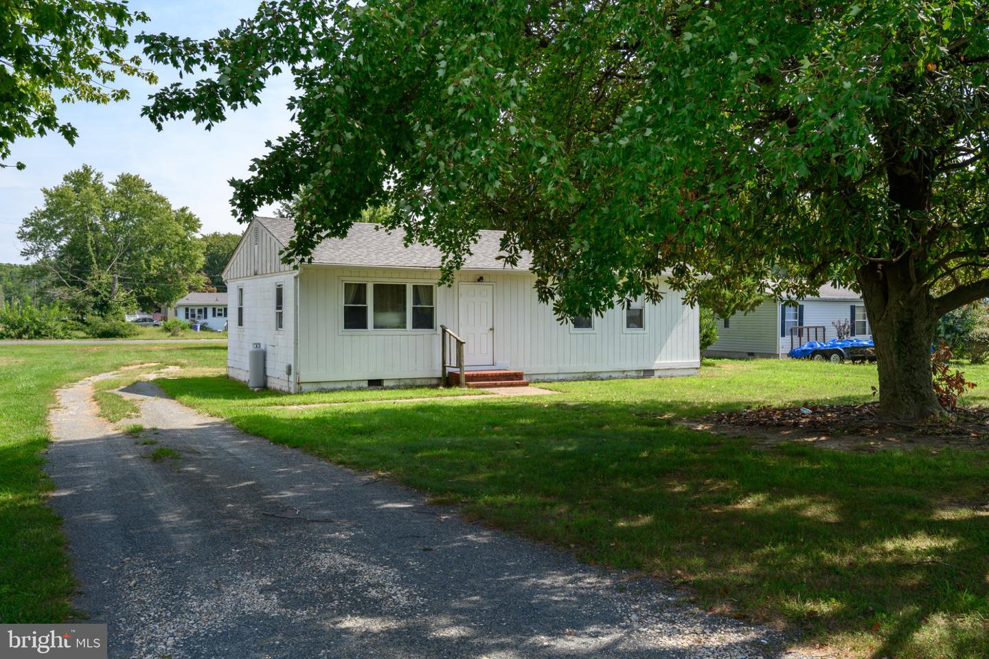 7415 Wilkins Ln Property Photo 1