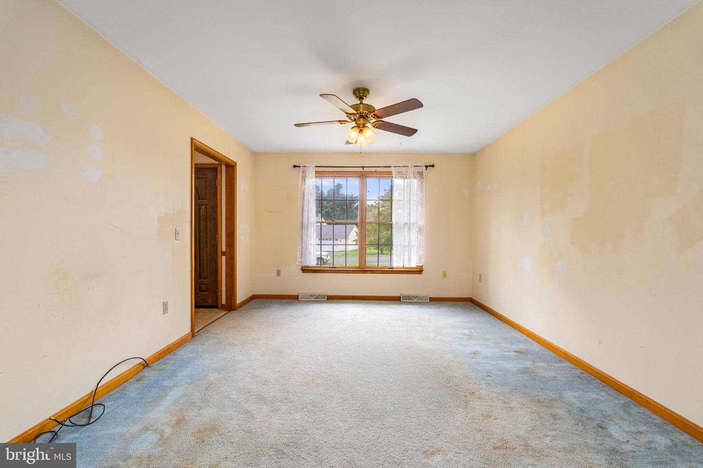 206 Maplewood Ln Property Photo 7