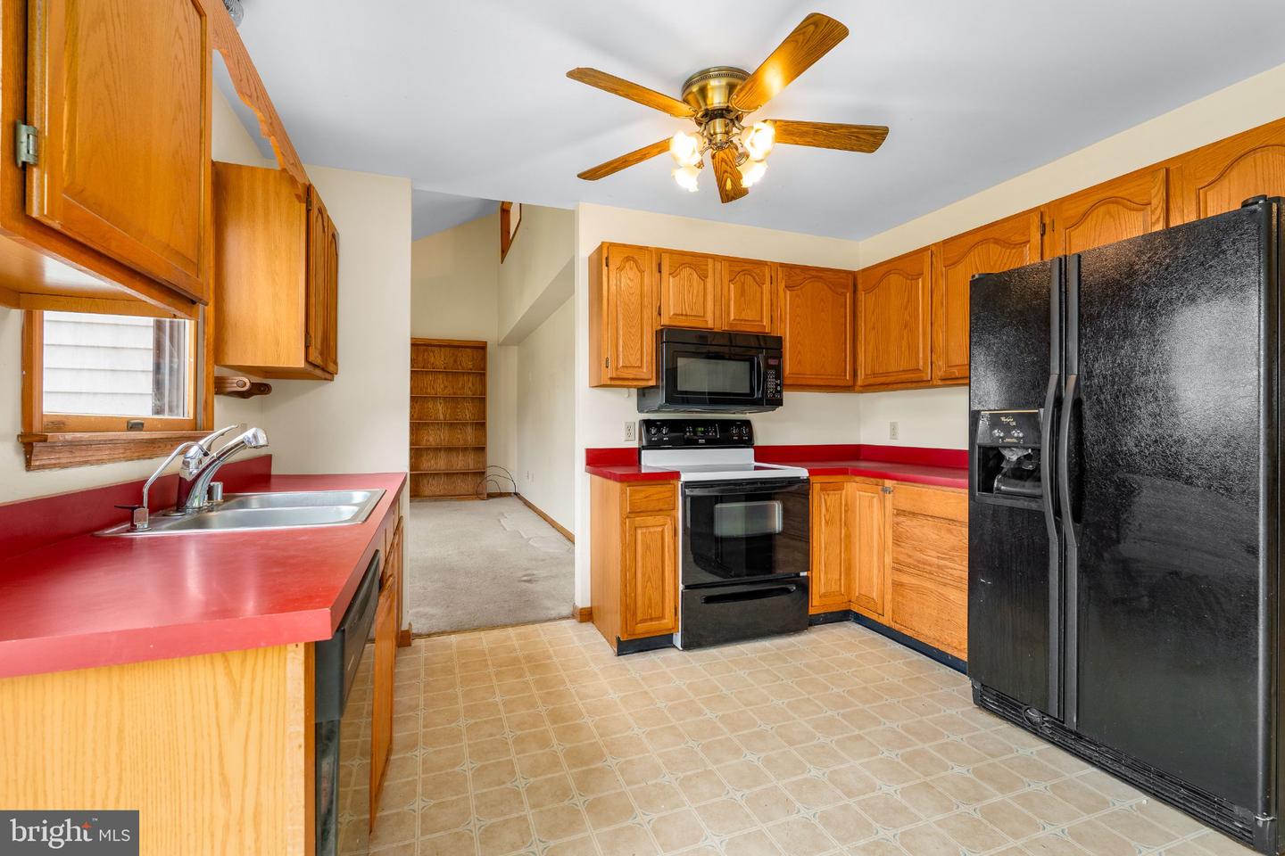 206 Maplewood Ln Property Photo 10