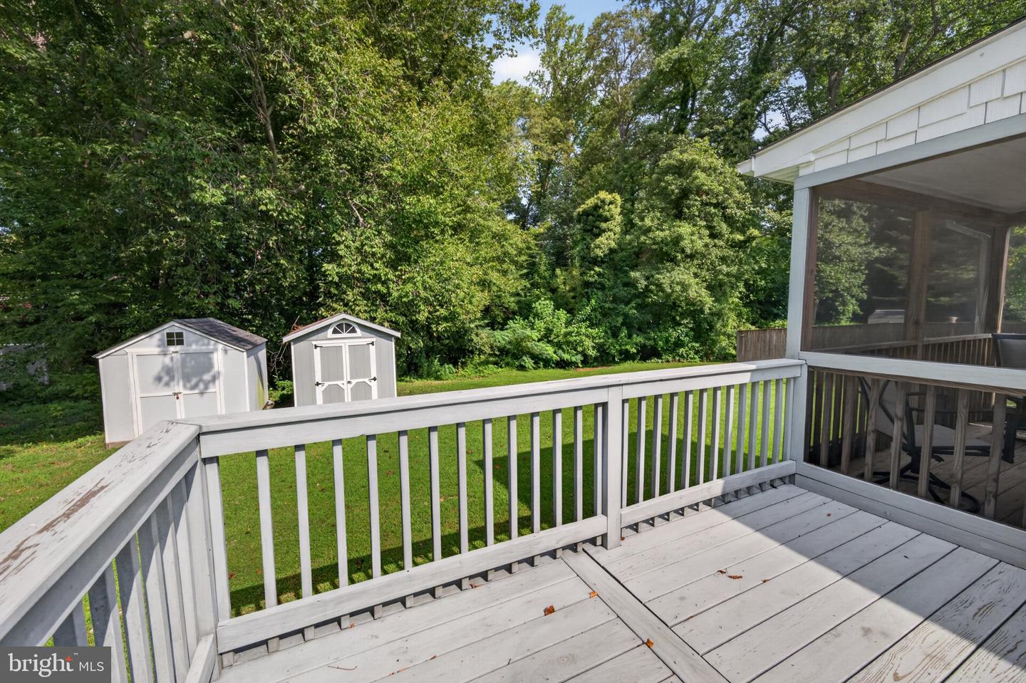 7482 Poplar Ave Property Photo 6
