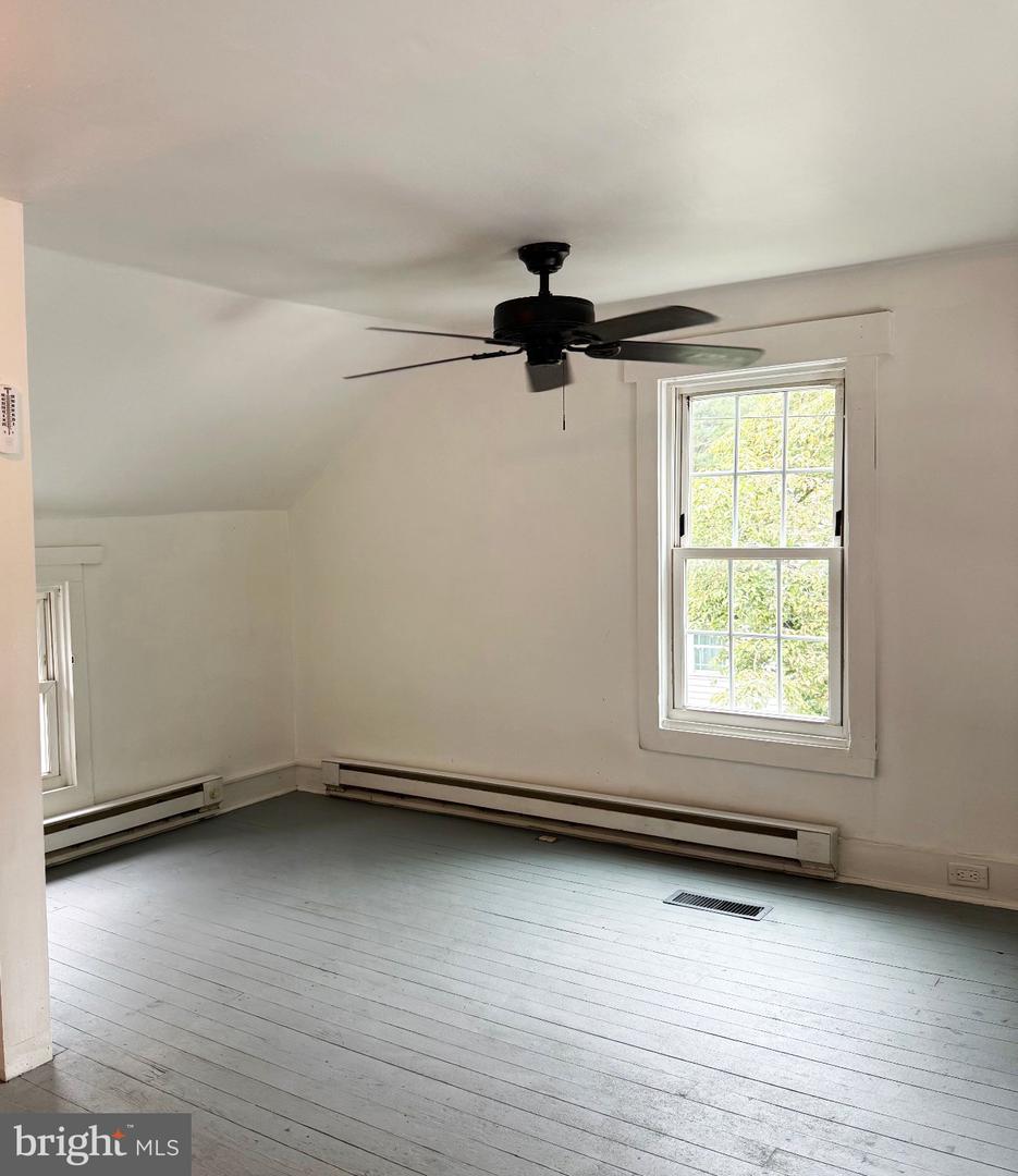 25373 Worton Lynch Rd Property Photo 14