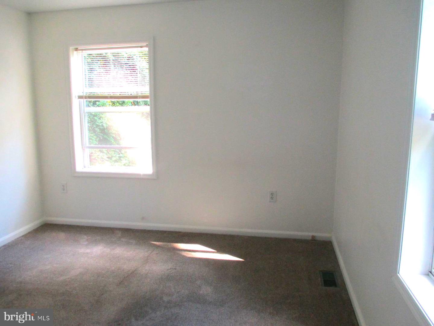 8732 Elm Rd Property Photo 16