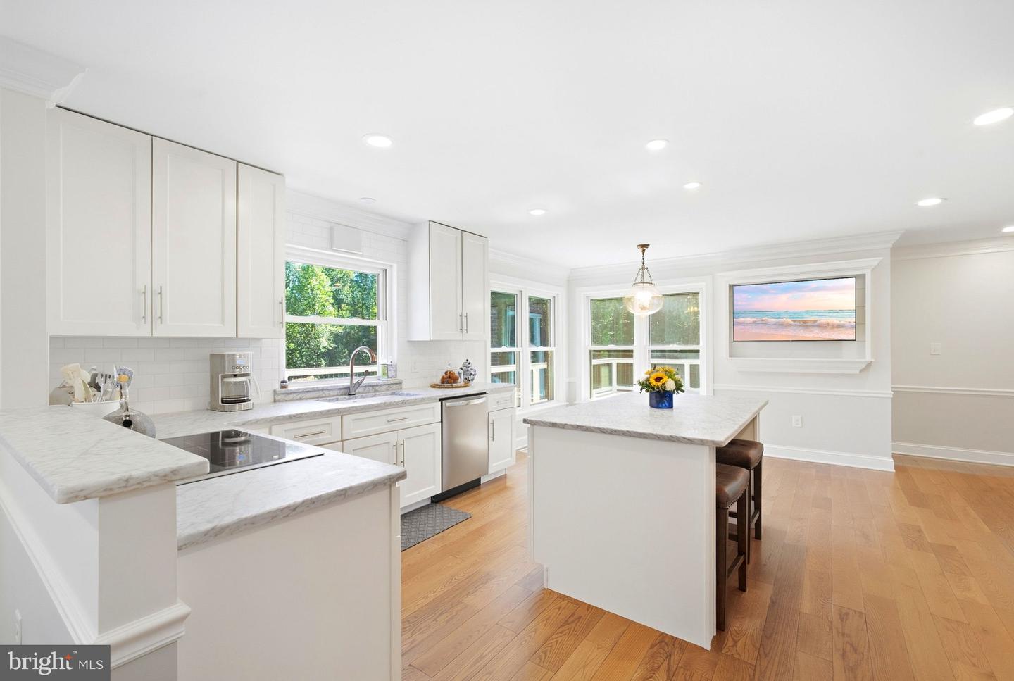 8276 Broad Neck Rd Property Photo 7