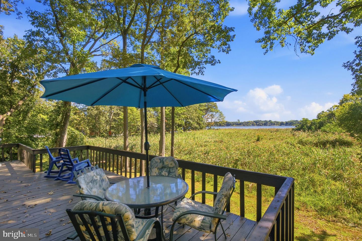10 Cedar Chase Ct Property Photo 1