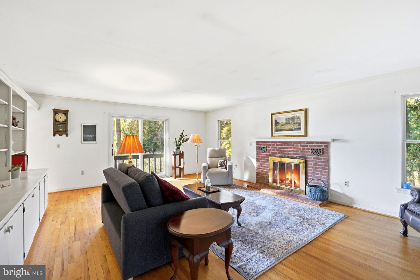 10 Cedar Chase Ct Property Photo 6