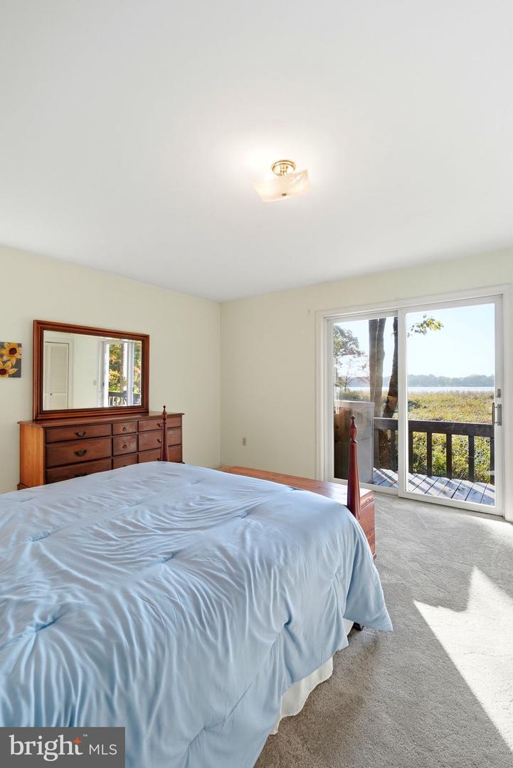 10 Cedar Chase Ct Property Photo 14