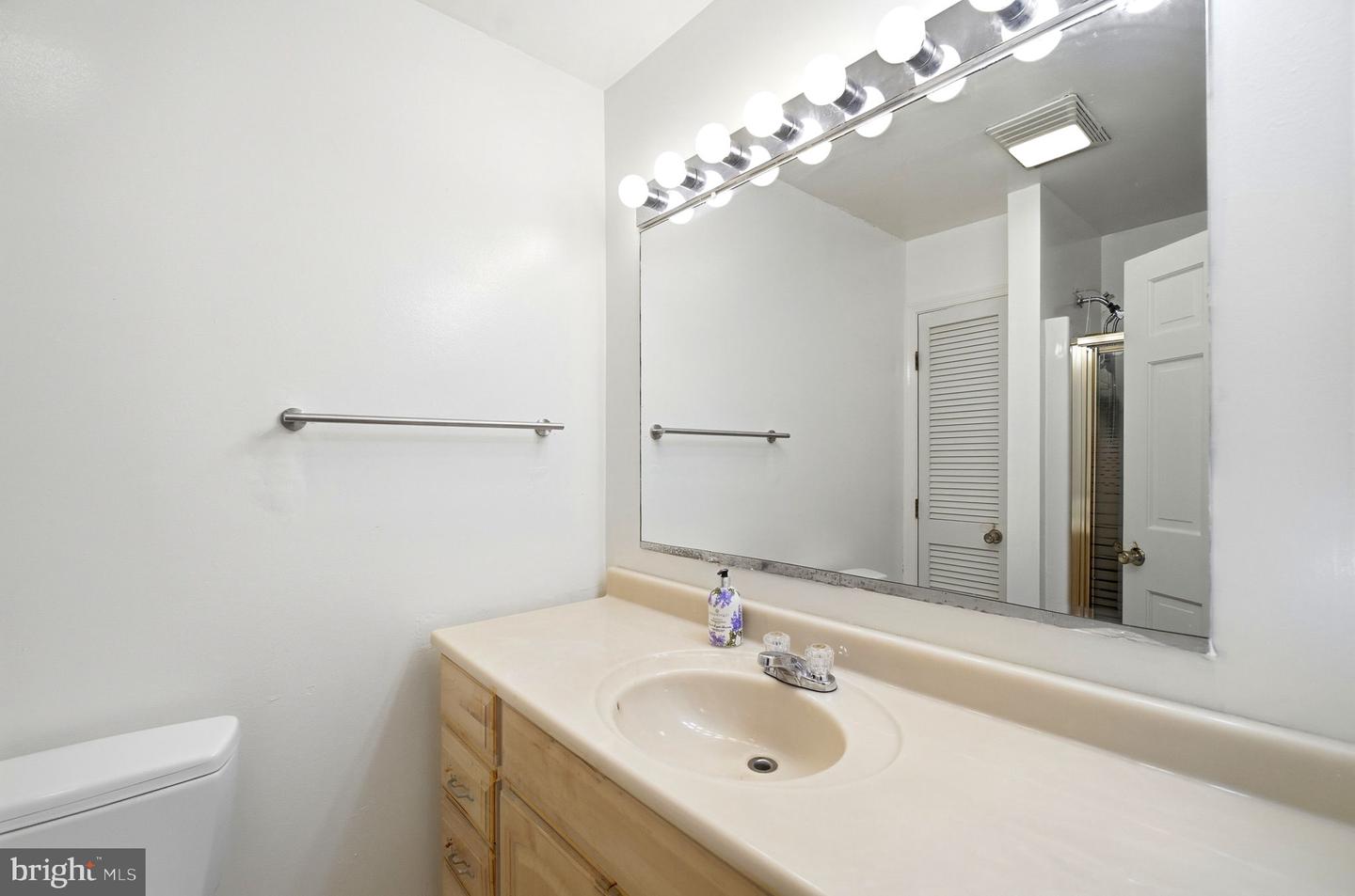 10 Cedar Chase Ct Property Photo 23