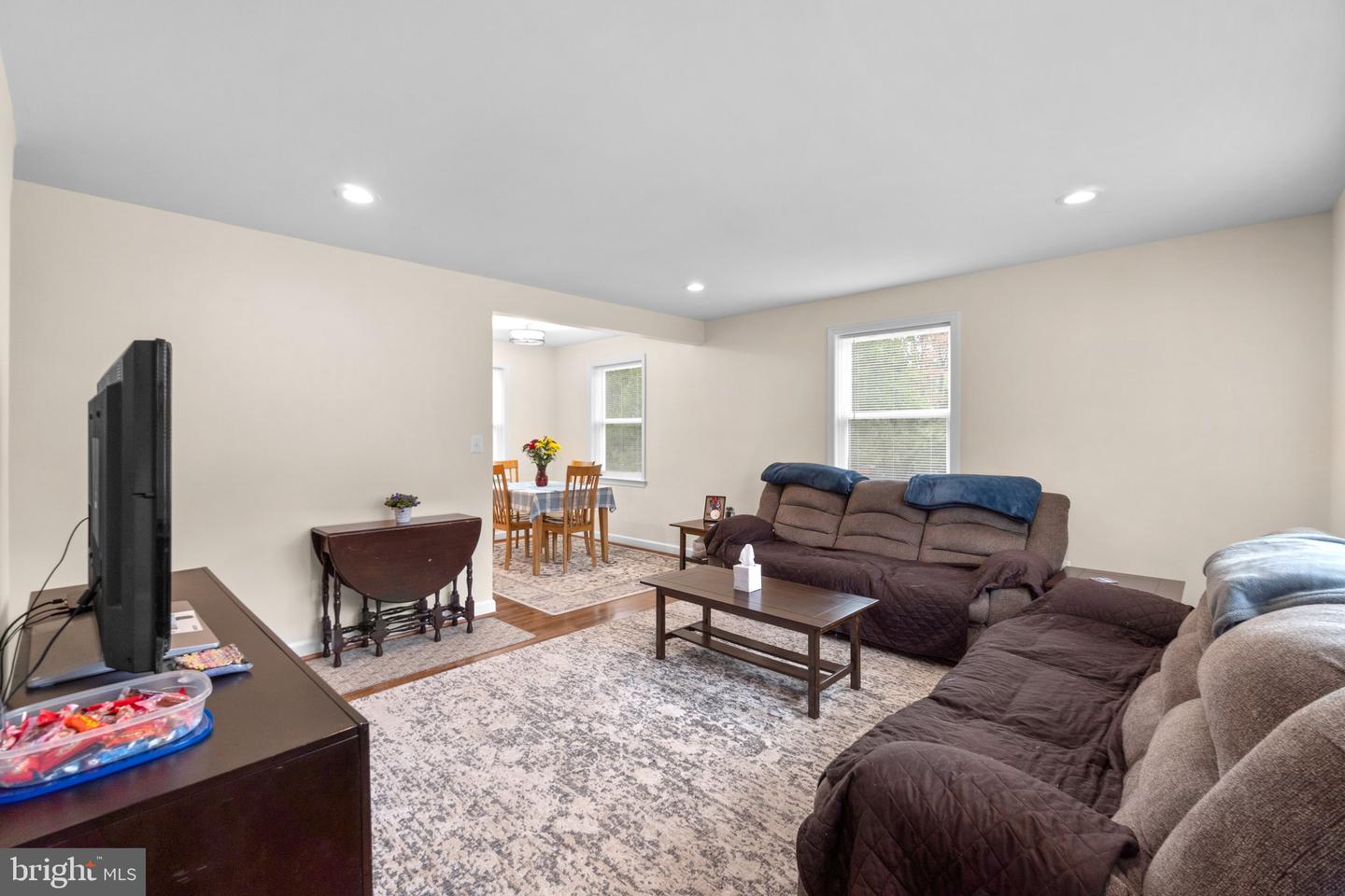 26900 Overlook St Property Photo 5