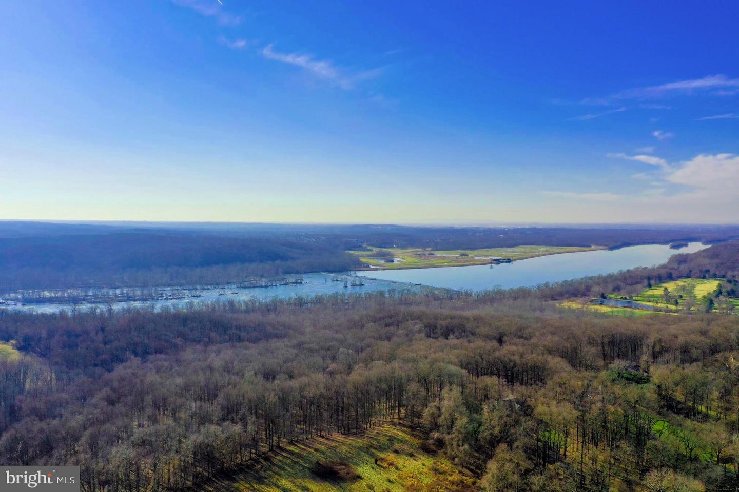 15220 River Rd Property Photo 5