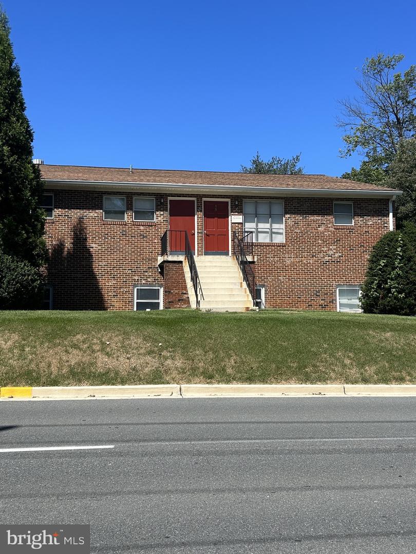 15 E Deer Park Dr #101 Property Photo 1