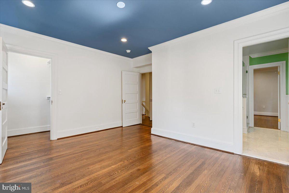 31 Quincy St Property Photo 30